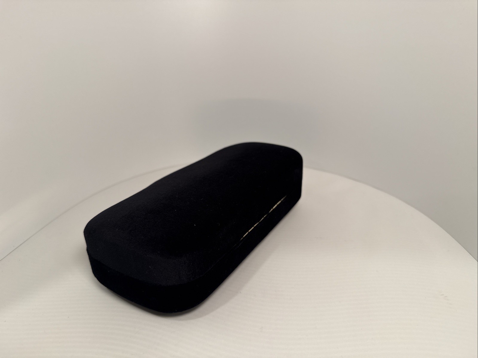 Gucci Black Velvet Clamshell case Large