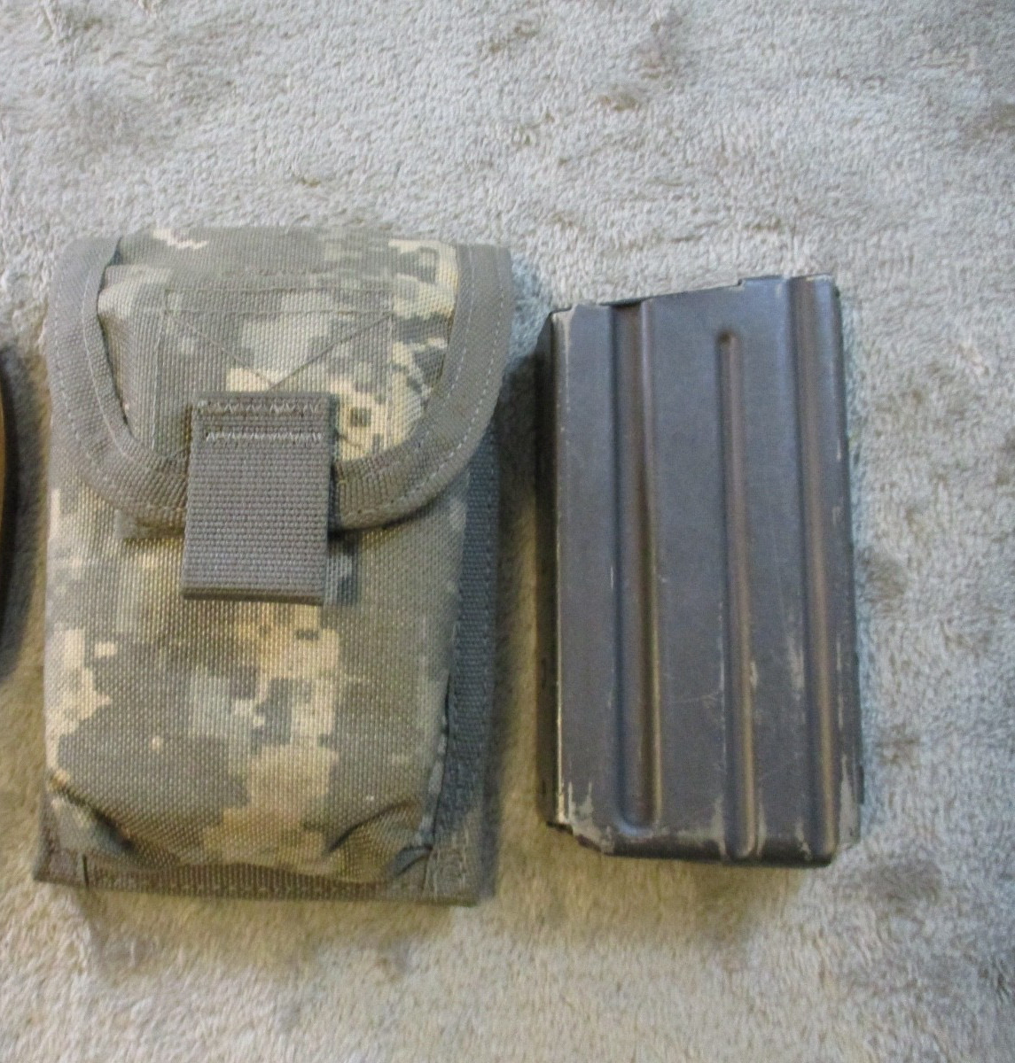 Spec Ops Brand Padded Rifle Magazine Utility Ammo Camo ACU Pouch 6x4 Molle 64