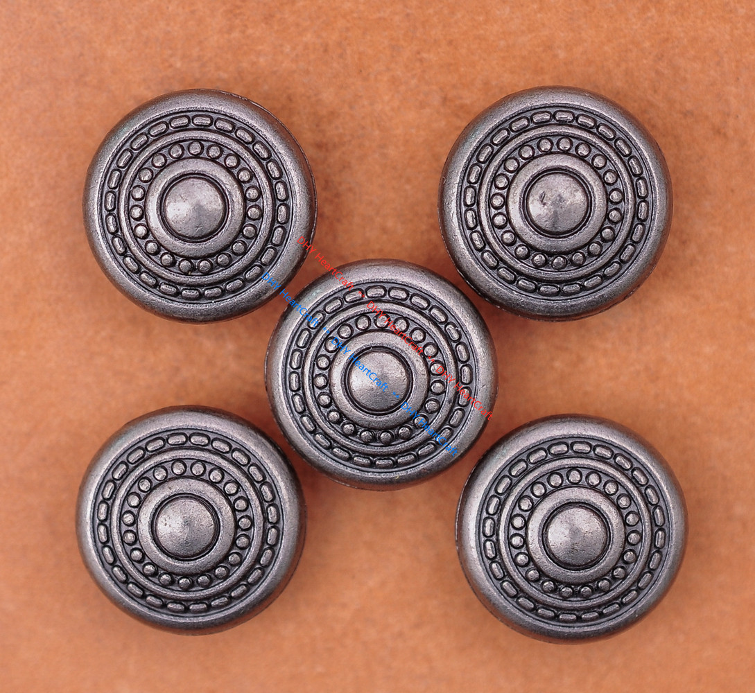 20X Solid Pyramid Shaped Silver Fast Studs Rivets Conchos For Leathercraft Bag