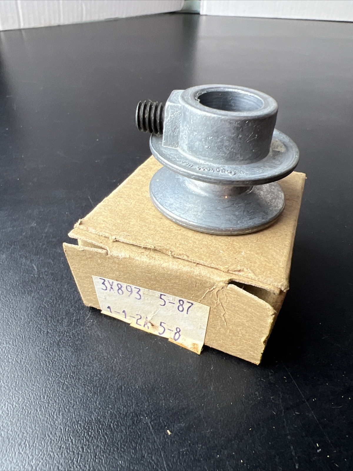 (QTY 1) CONGRESS DRIVES 2A X 5/8 PULLEYS 3X896