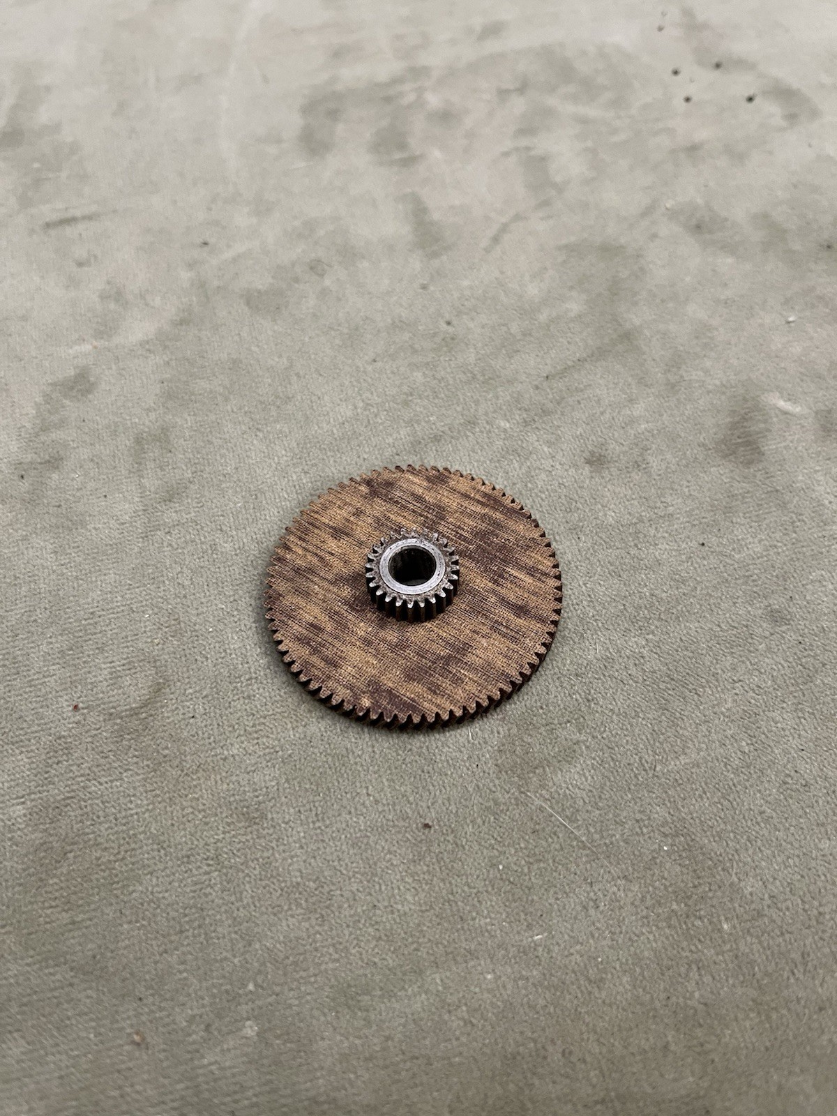 Bally Bingo pinball FIBER MOTOR GEARS NOS Ball LIft metal bushing
