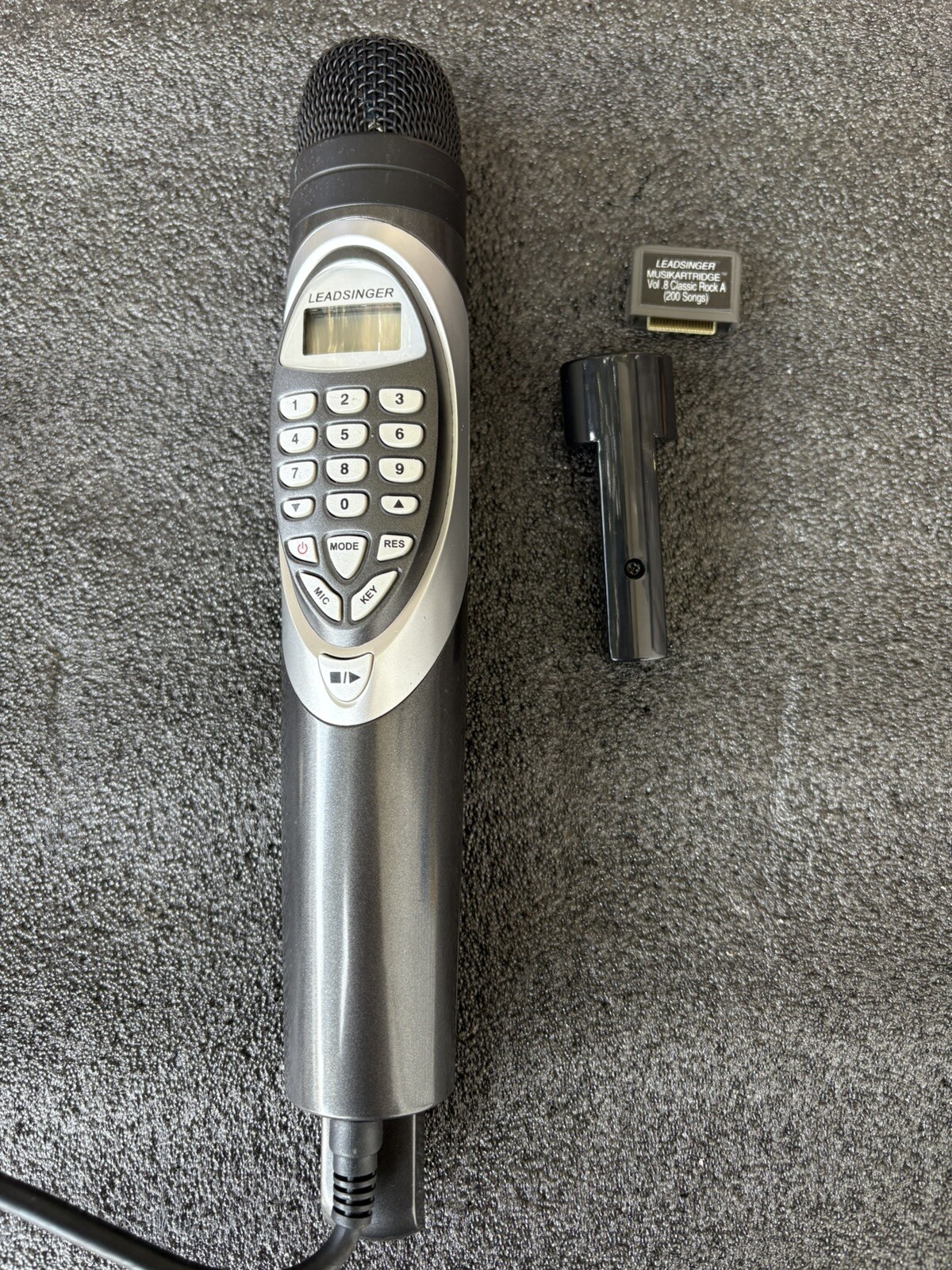 Leadsinger LS-3700W Karaoke Microphone W/Song Cartridge