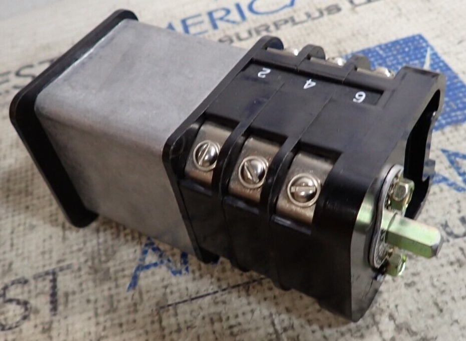 NEW - GE 10AH403 400 83004 4 Type SBM Control Switch