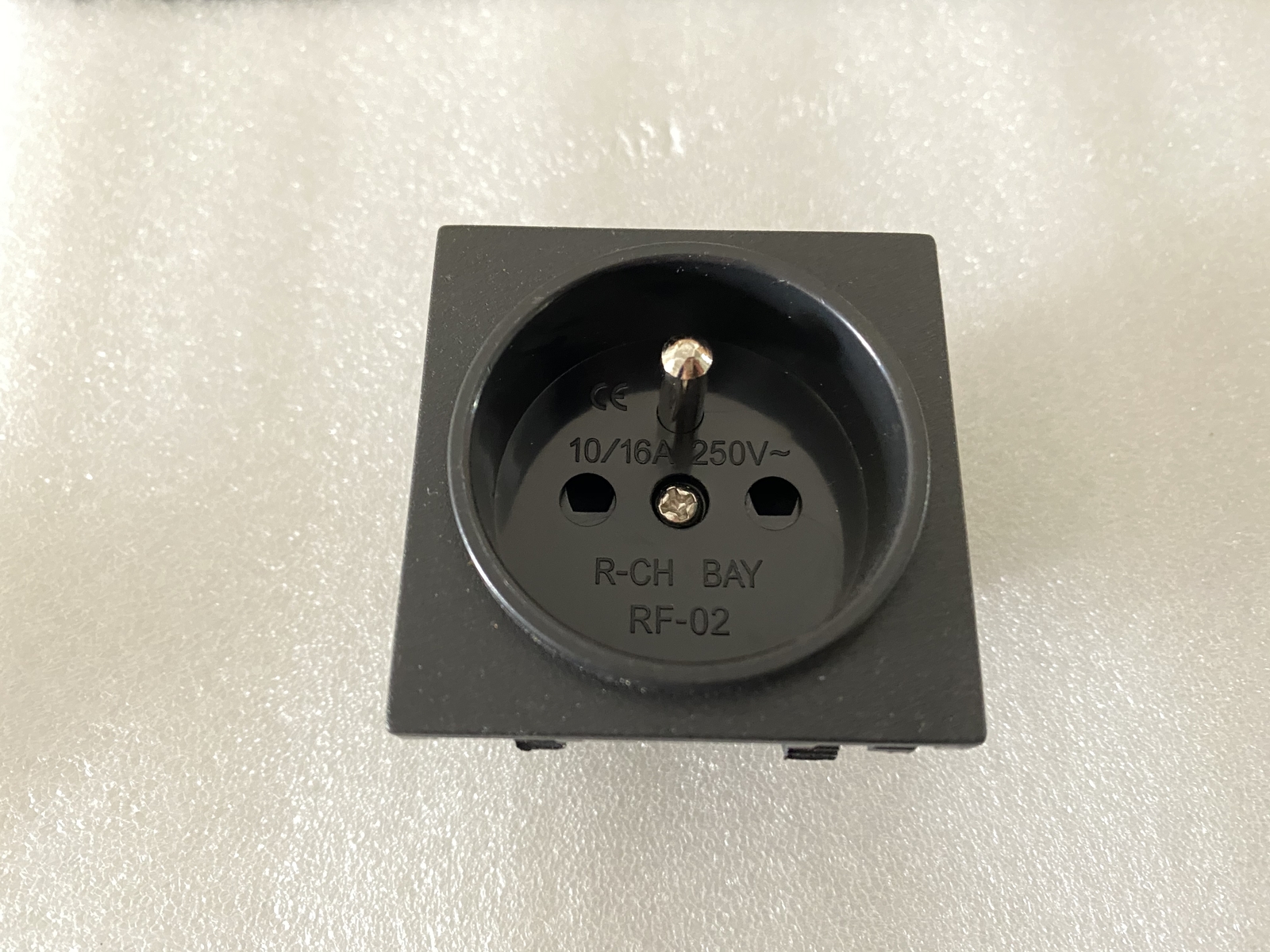250V 16A AC France FR Female Power Socket/Outlet/Plug/Power Receptacle