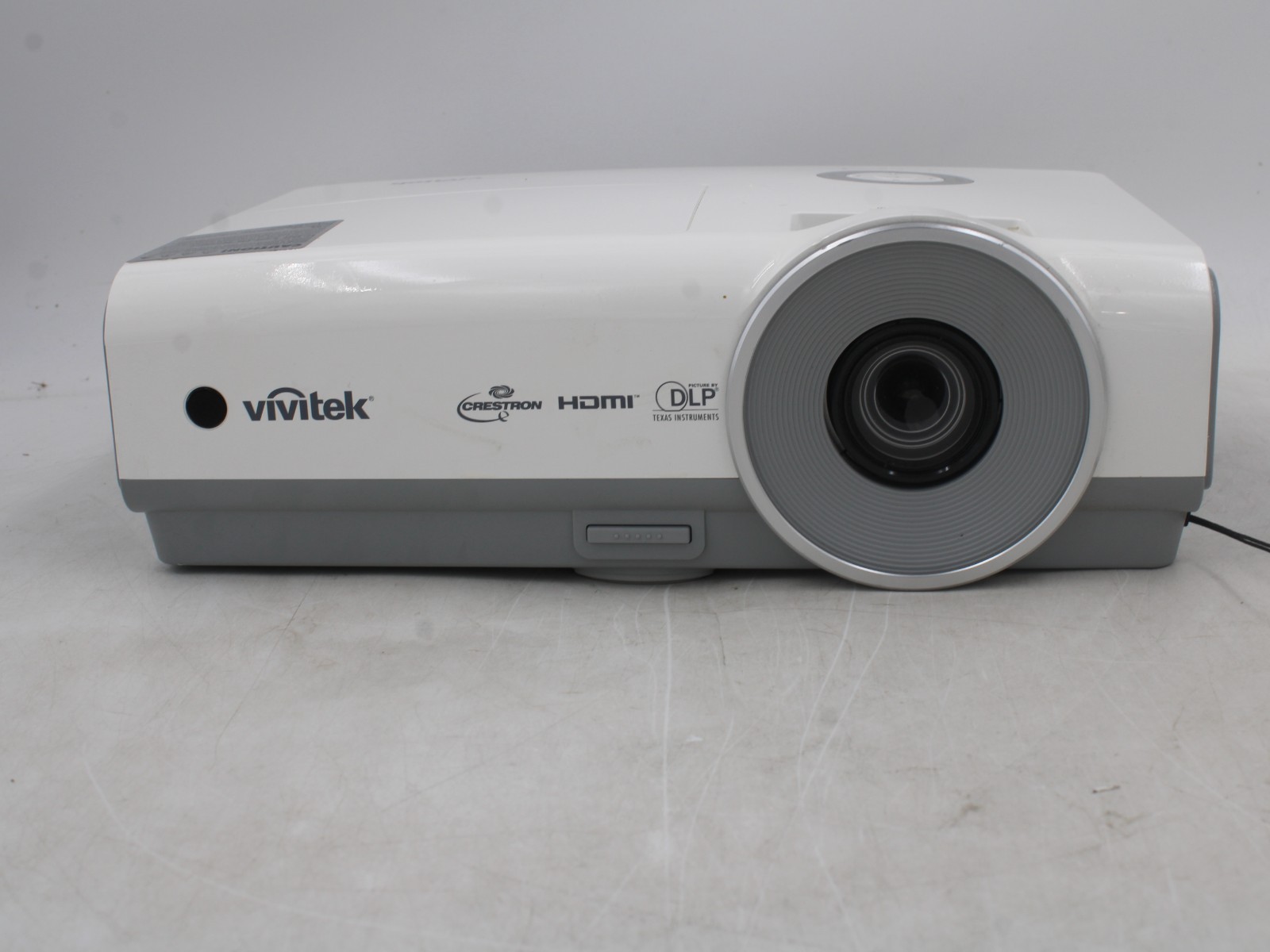 ViviTek D859 XGA 3600 Lumens 1024x768 Projector 4535 Lamp Hours