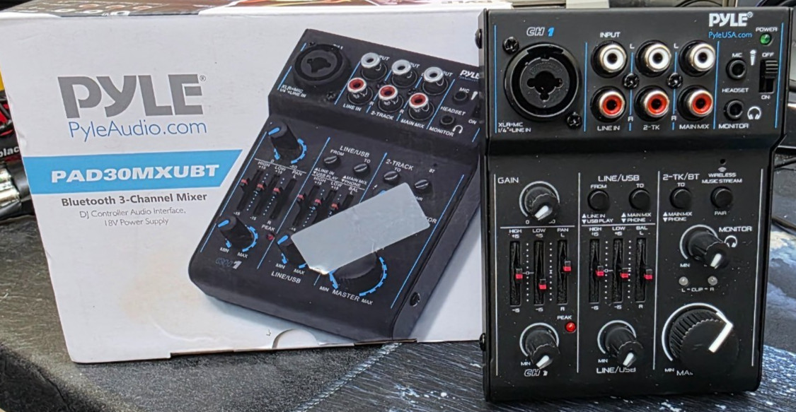 Pyle Digital 3-Channel Mixer DJ Controller Audio Interface w/USB Port PAD30MXUBT