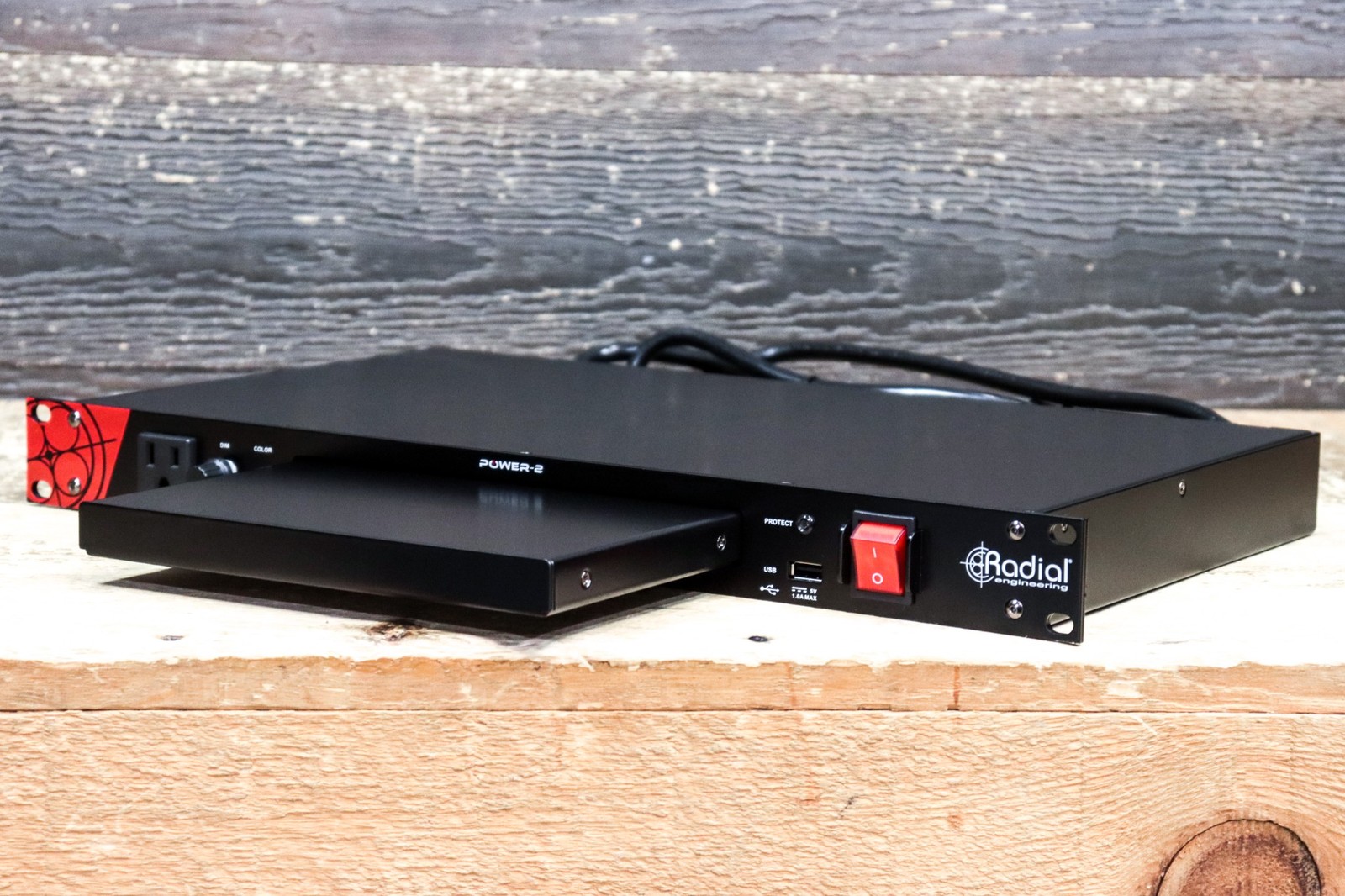 Radial Engineering Power-2 Surge Suppressor & Power Conditioner LED Illumination