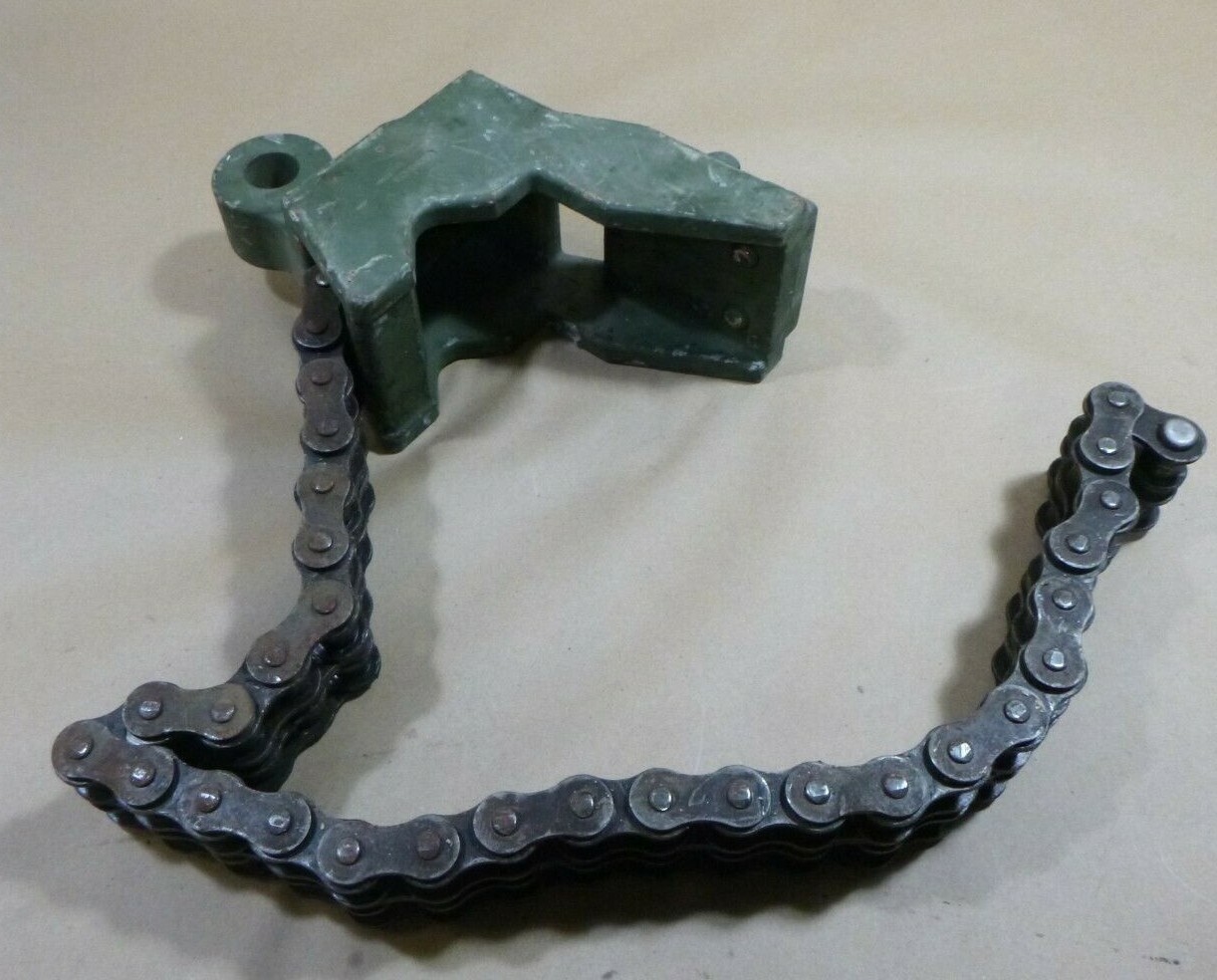 FMTV M939 M35 M998 HUMVEE TRUCK TOWBAR CHAIN CLAMP HOOK 7551073 4910-01-005-2823