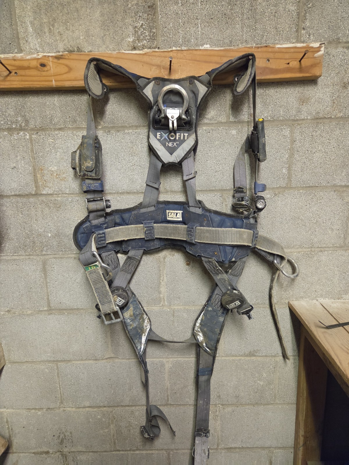 3M DBI-SALA EXOFIT NEX M FULL BODY HARNESS FALL PROTECTION 1140158 L BELT