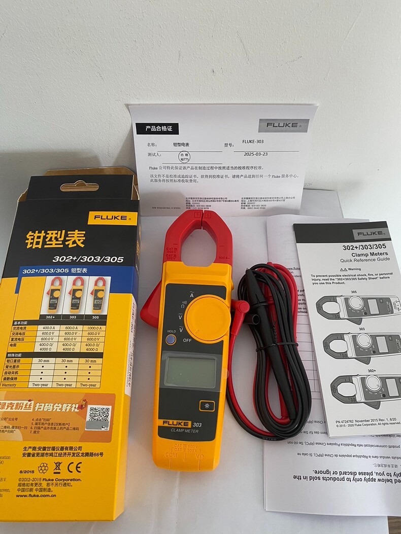 1PC New Fluke 303 Handheld Clamp Multimeter AC DC 600A 30mm Jaw 4000Ω Resistance