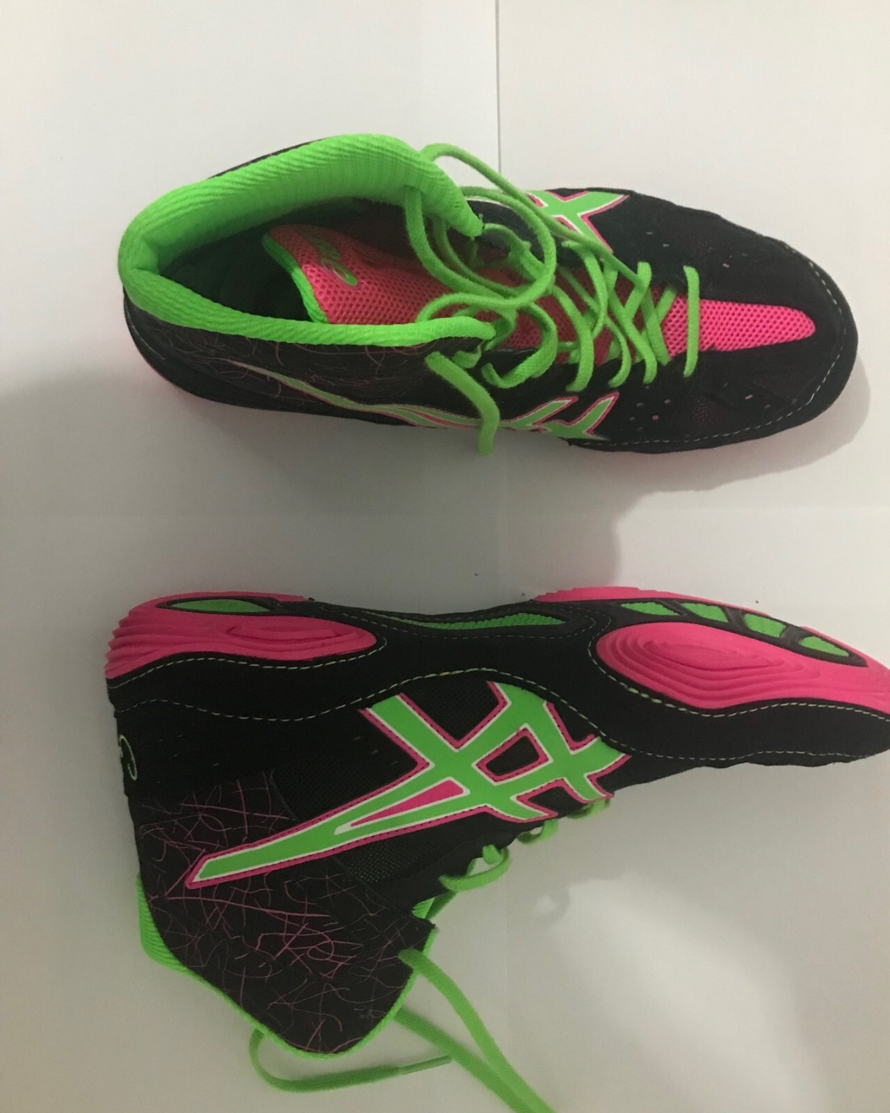 BOXING SHOES ASICS SIZE 11 U.S.