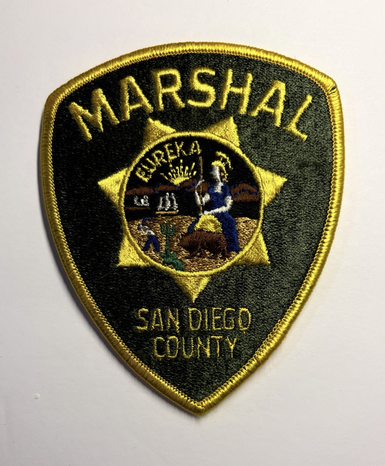 VINTAGE DEFUNCT CALIFORNIA SAN DIEGO COUNTY MARSHAL PATCH #D41
