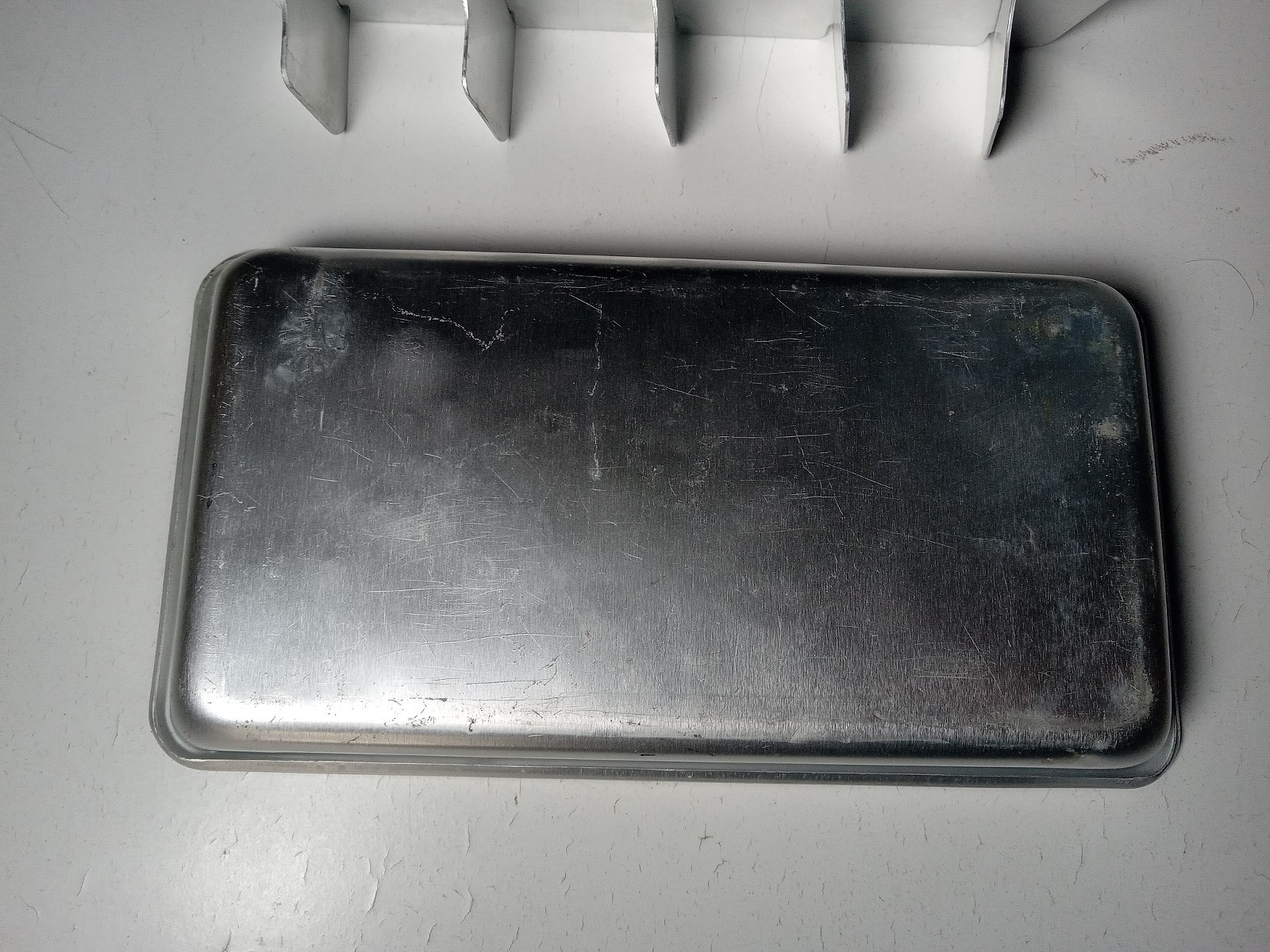 Vintage Aluminum Unbranded Ice Tray 18 Cube Freezer Quick Release