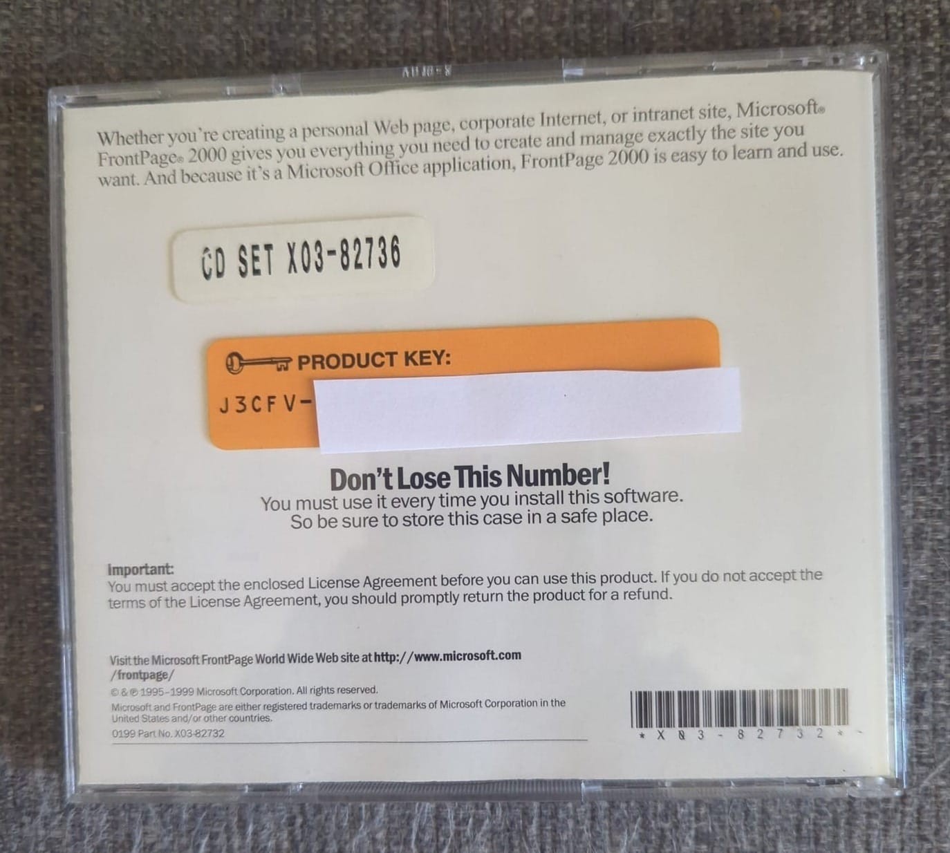 Microsoft FrontPage 2000 Upgrade Edition CD Web Design Tool for Windows