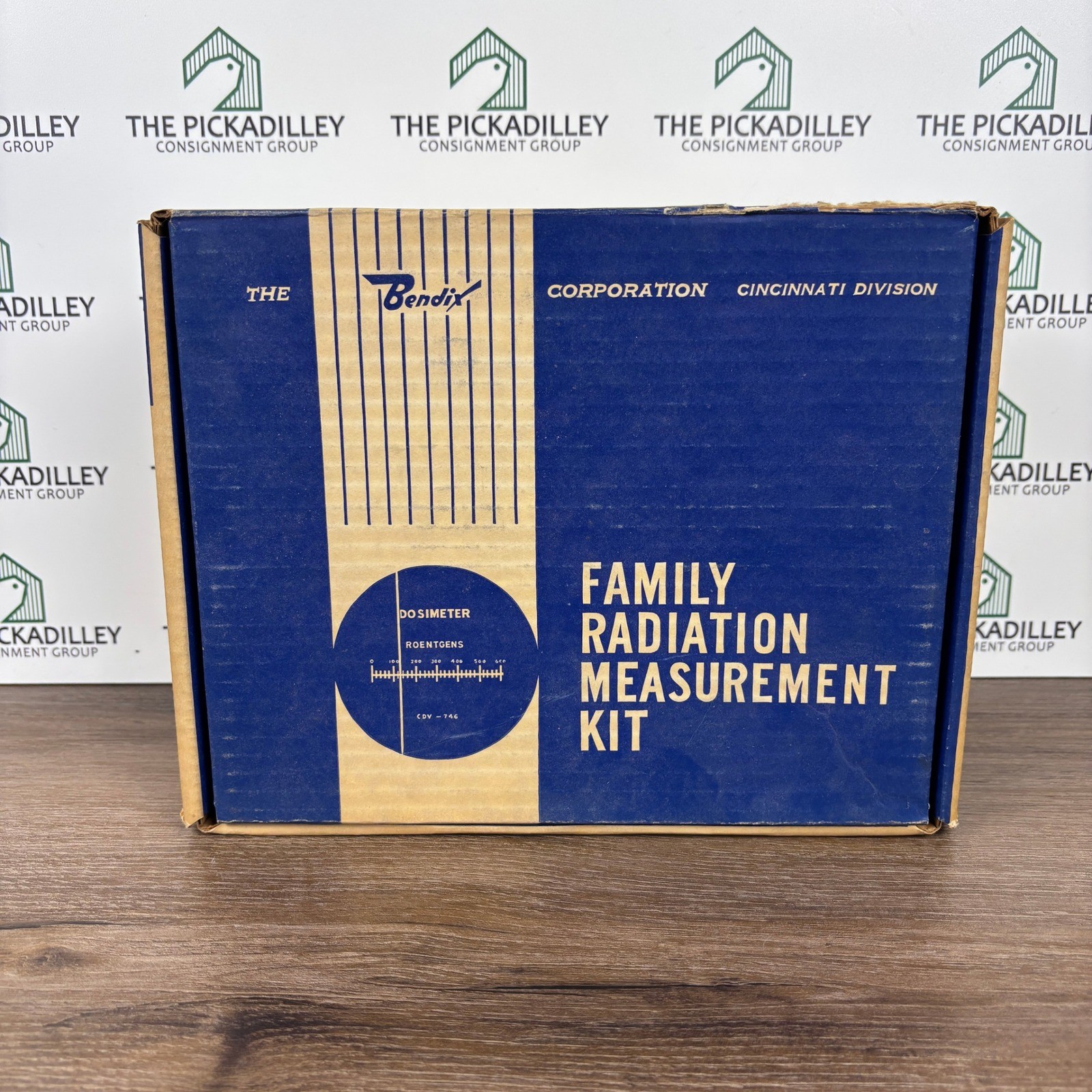 Bendix Corp Family Radiation Measurement Kit Dosimeter Ratemeter Charger w/Box