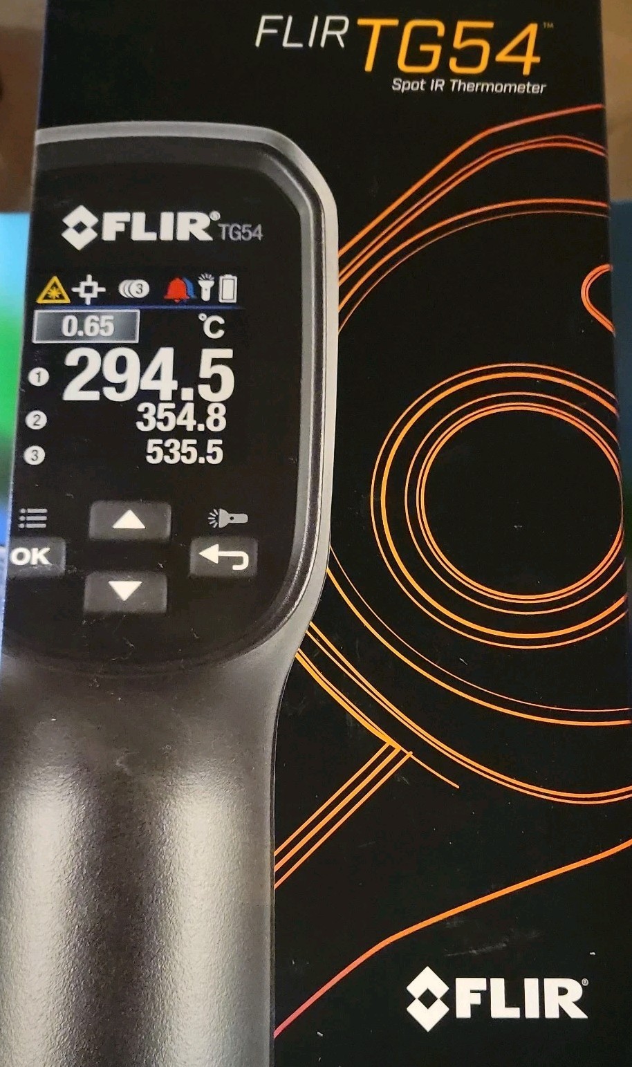 New Flir TG54 Spot IR Thermometer.  max temp 1202F. 24:1 distance to spot ratio