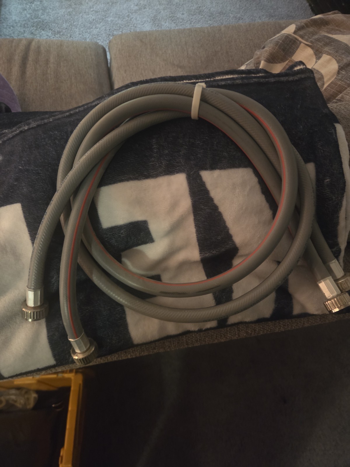 Tough 4' Rubber Fillhose Hot And Cold Set For Washers