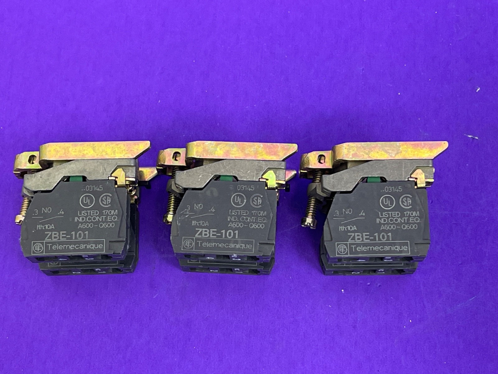 Telemecanique ZB5AZ105 Contact Block w/Mounting Collar, 1 NO &1 NC [Lot of3]