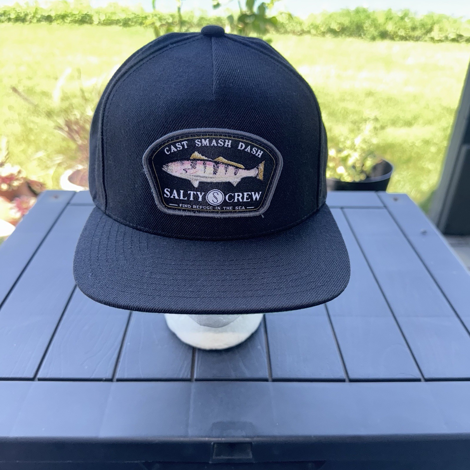 Cast Smash Dash Salty Crew Patch On Black Hat Cap  Wool Acrylic SnapBack EUC