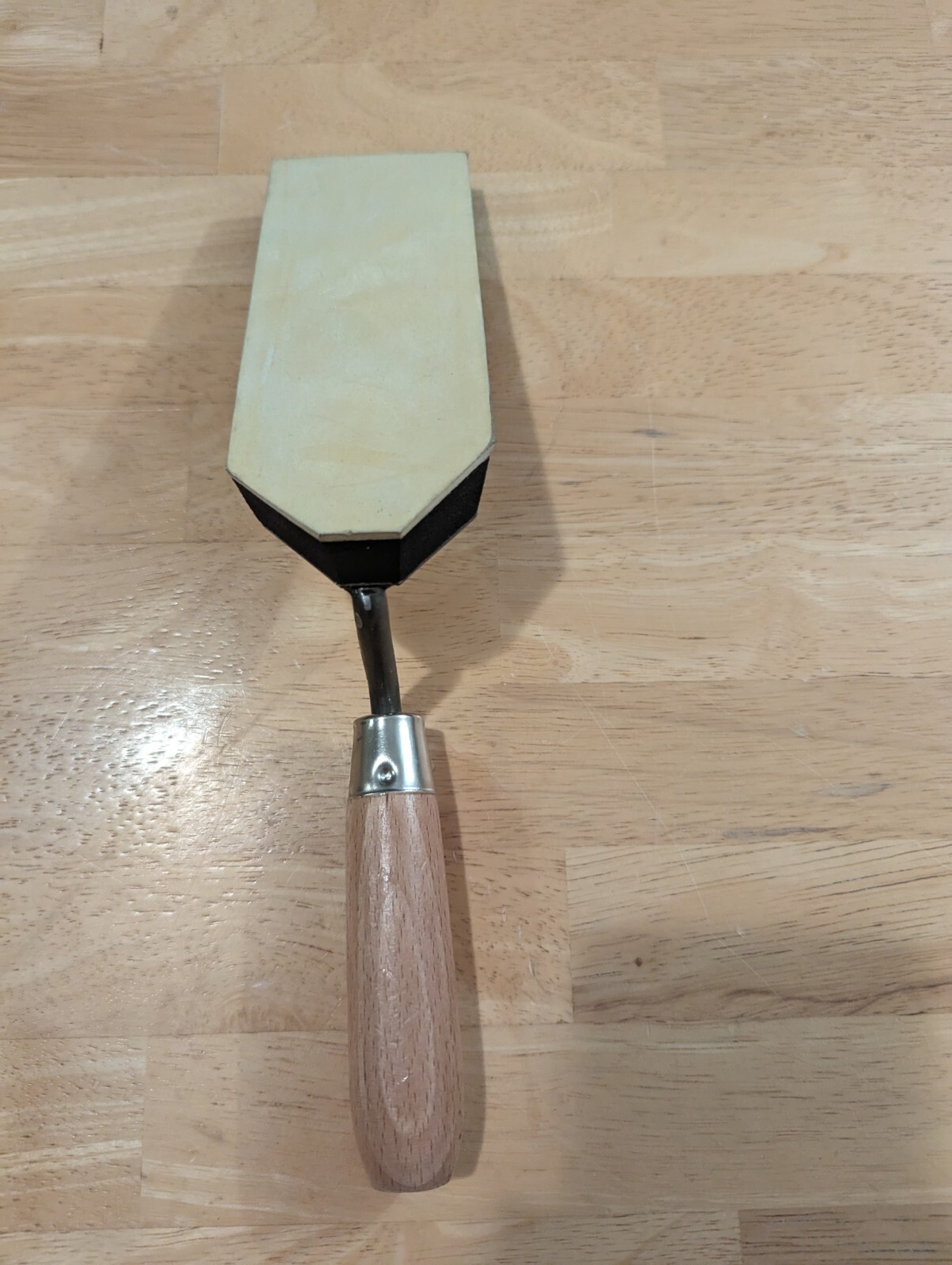 Goldblatt 6 in Float Margin Trowel G02726