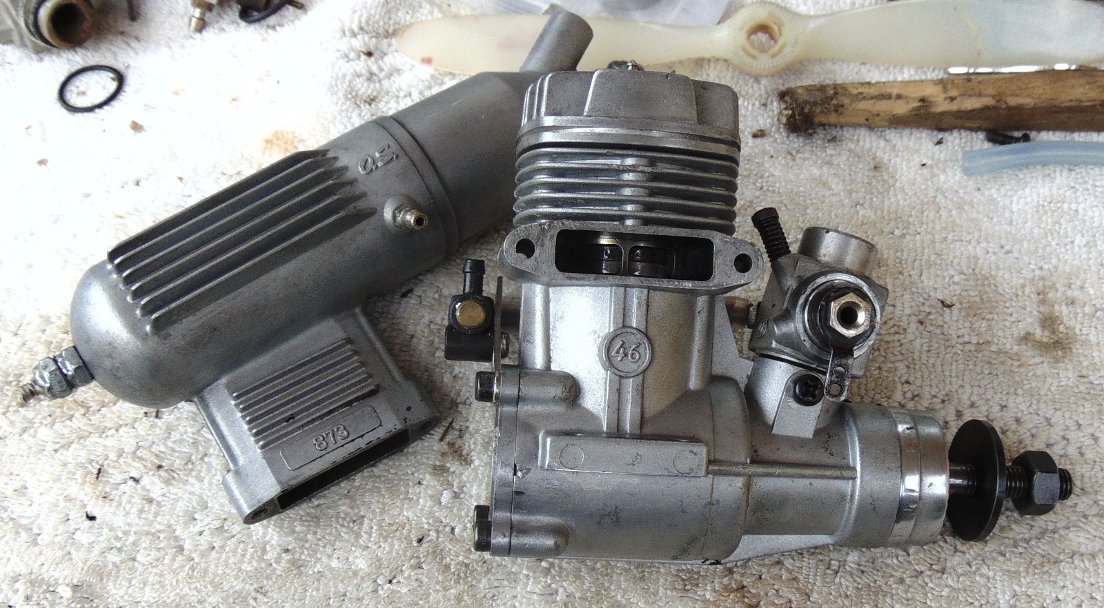OS FX 46 RC Model Airplane Engine, cleaned well ..