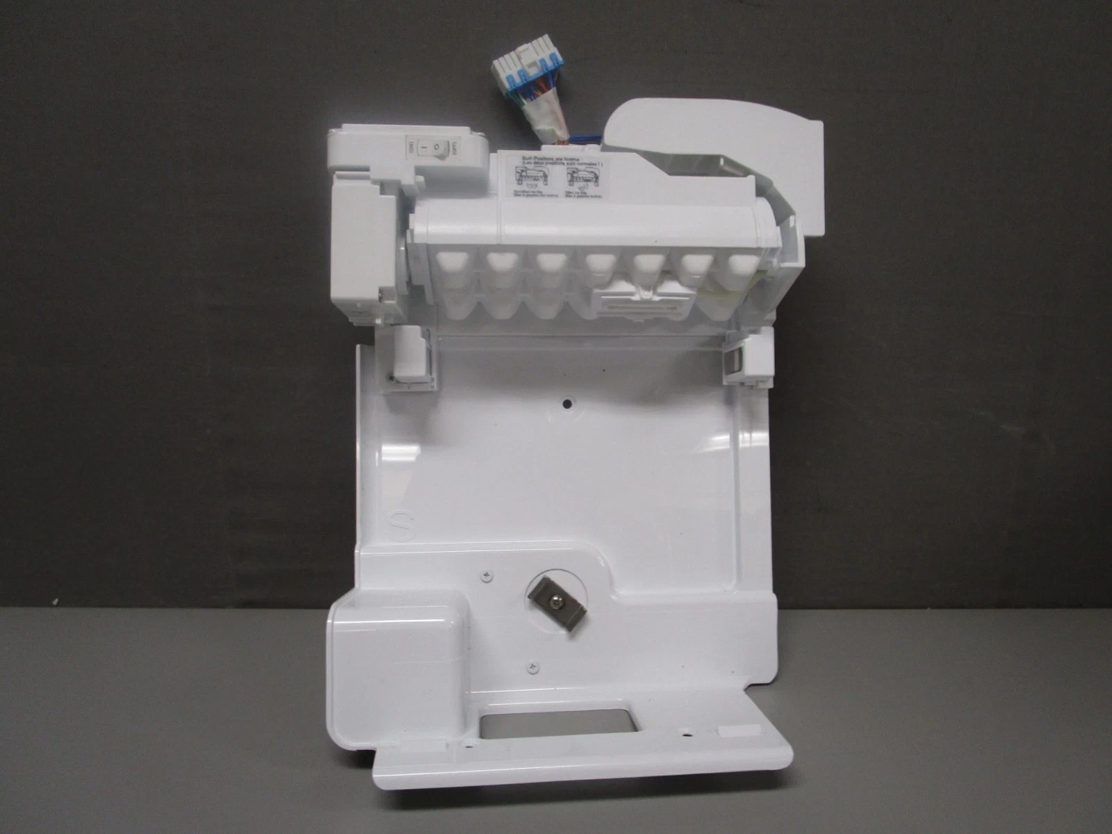 Kenmore (79573053410) Fridge Ice Maker /Auger Motor Asm EAU60783840 AEQ73110210