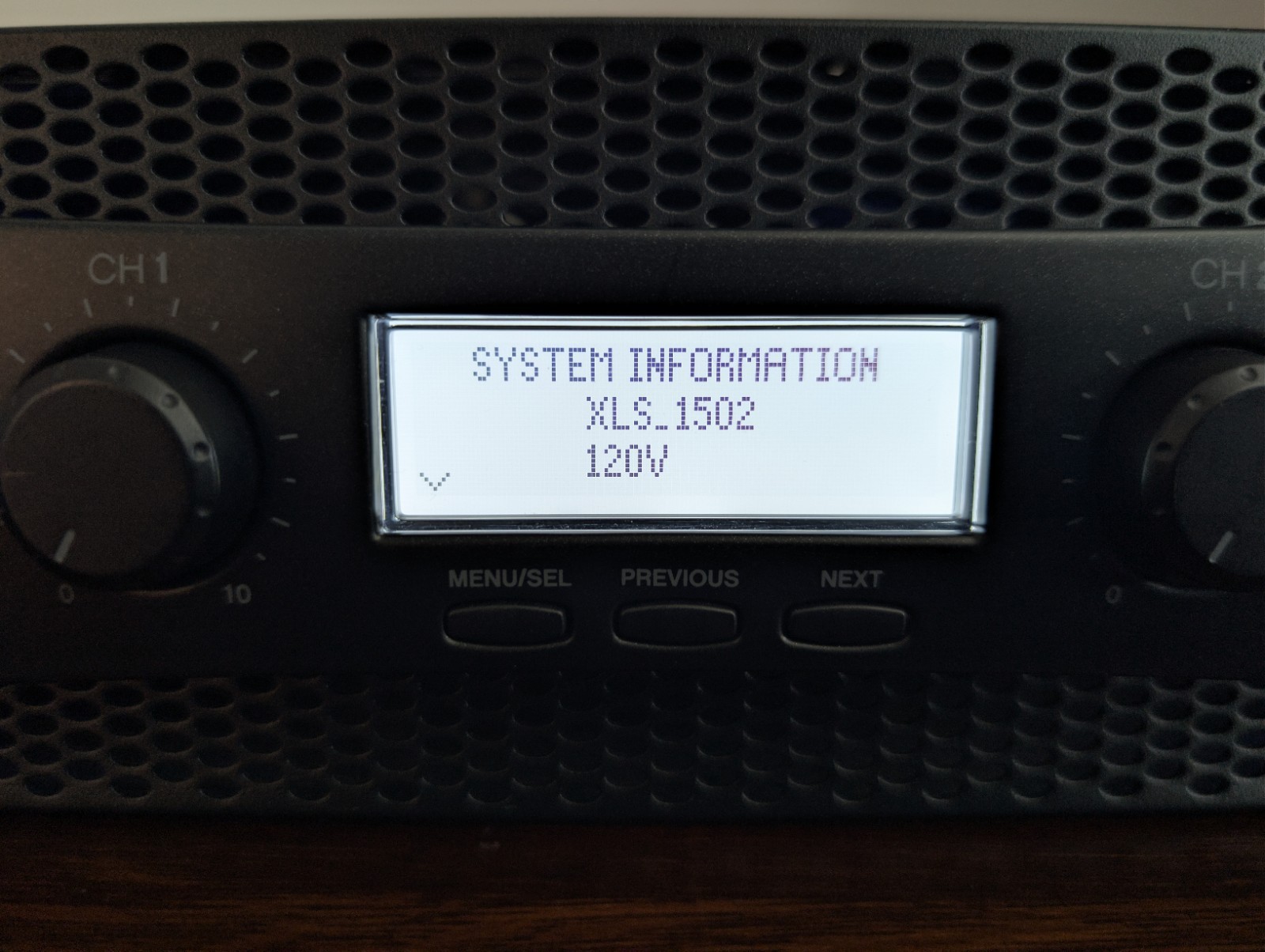 Crown XLS1502 2-Channel 525 Watt Amp Power Amplifier - Tested & Working!