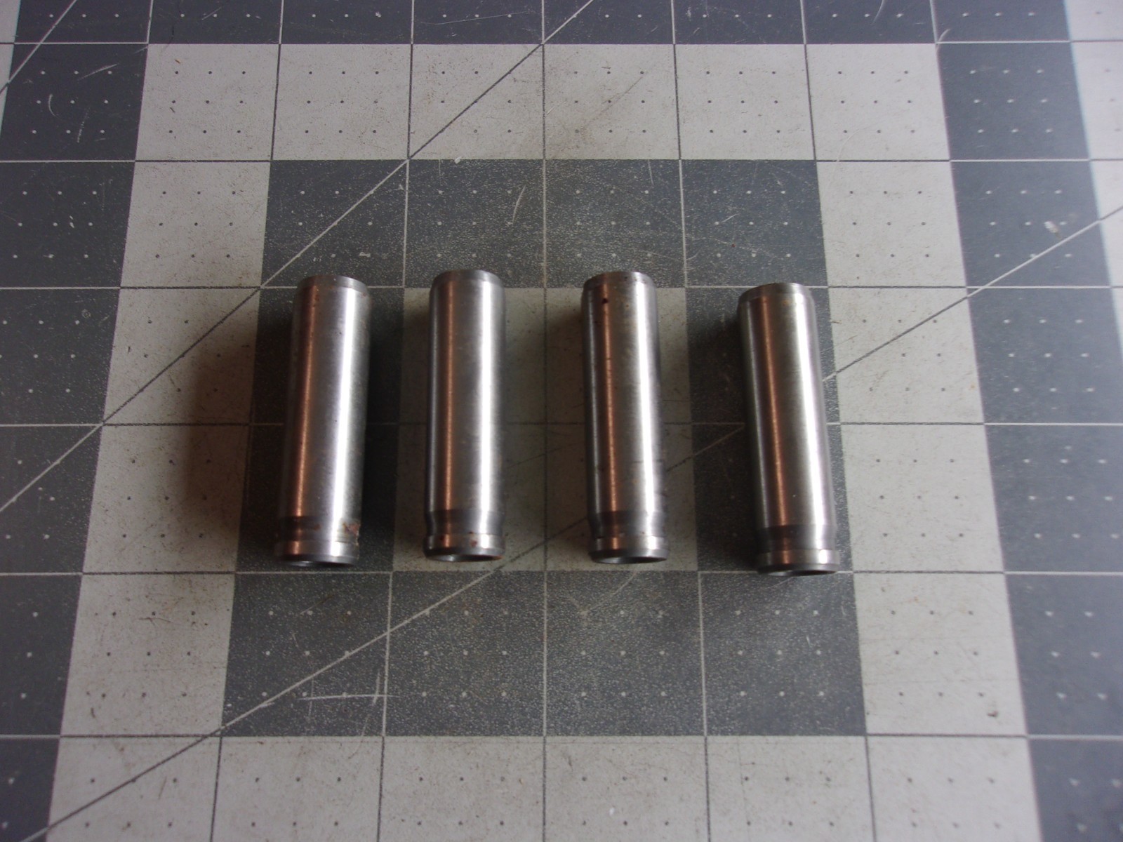 SBI 140-8348 (4) Valve Guides 15231-13560 Kubota V1702 V1702B V1902 V1902B