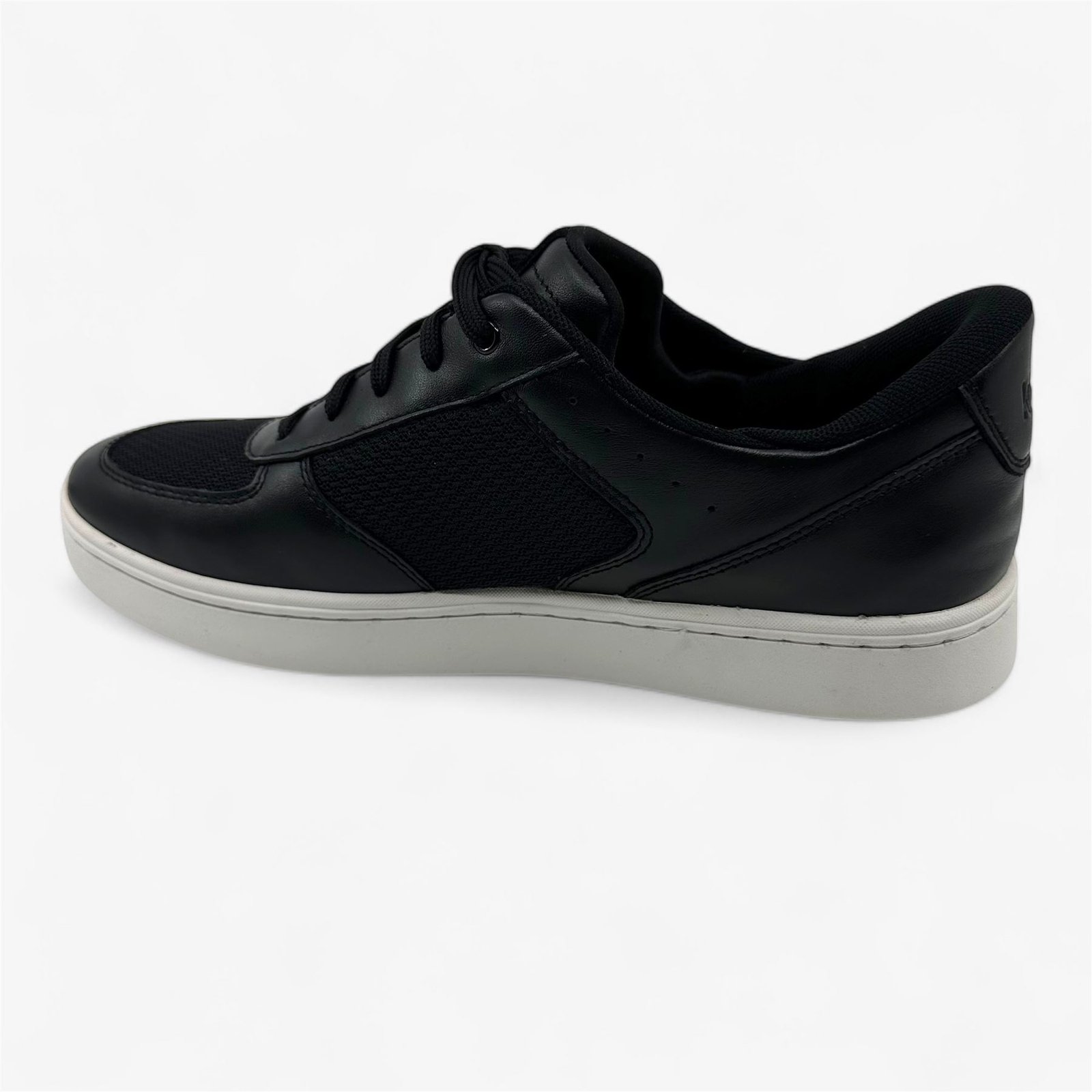 Kizik Oslo Black Mens Athletic Sneaker