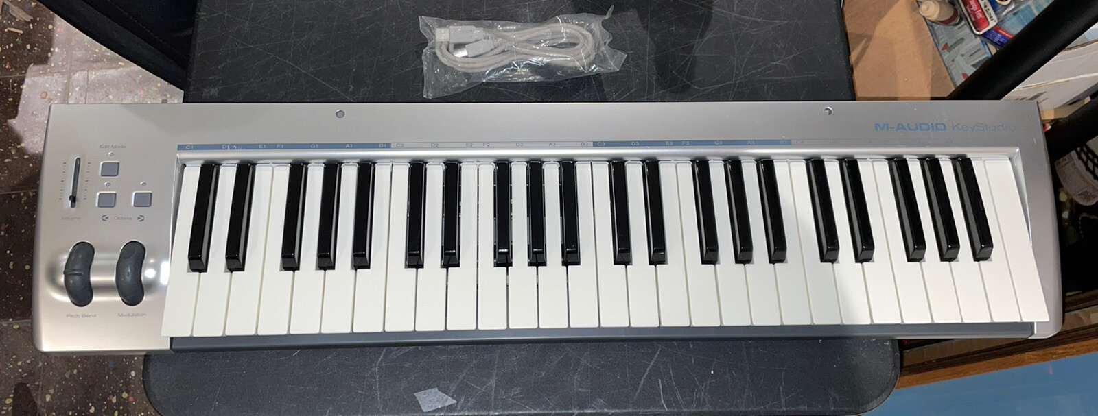 M-Audio Keystation 49 MK3 USB MIDI Controller (ML03-00295)