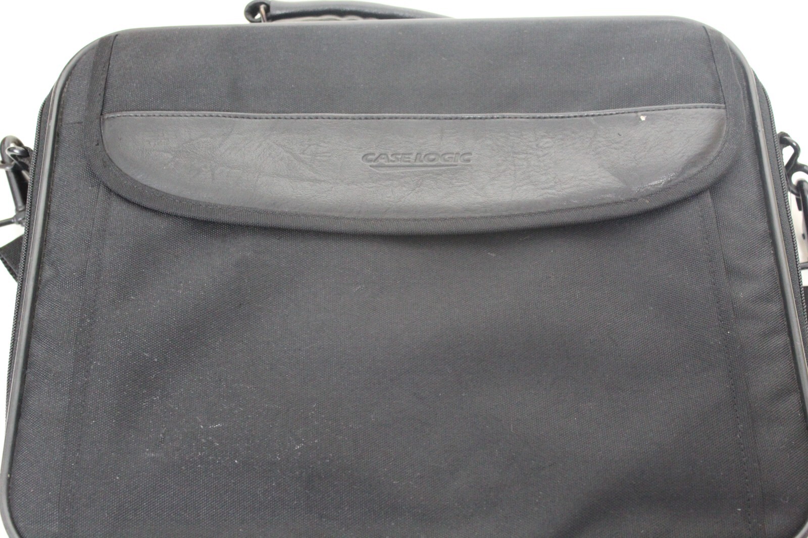 Case Logic Small Laptop Messenger Bag Black Adjustable Strap 14 x 11 x 2.5"