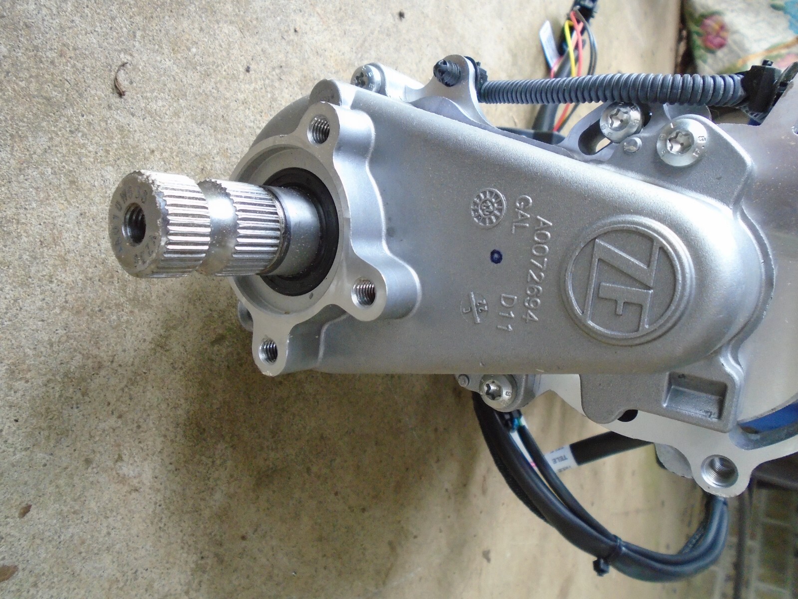 ZF Reax Electrically Assisted Steering Column 113070 NEW