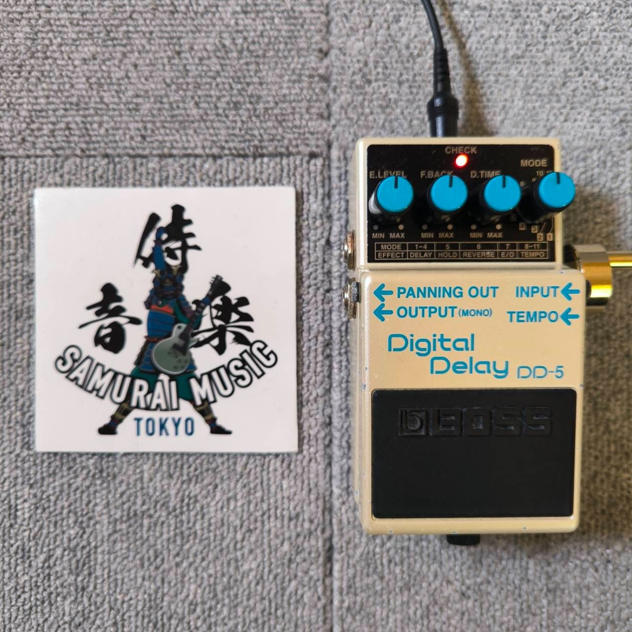 BOSS DD-5 Digital Delay Guitar Effects Pedal Used Work Free Gift From Japan