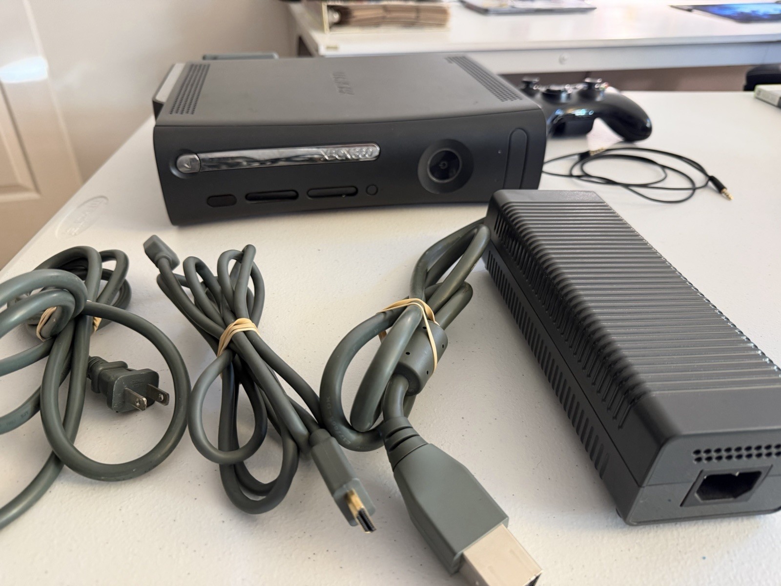 xbox 360 console bundle with games