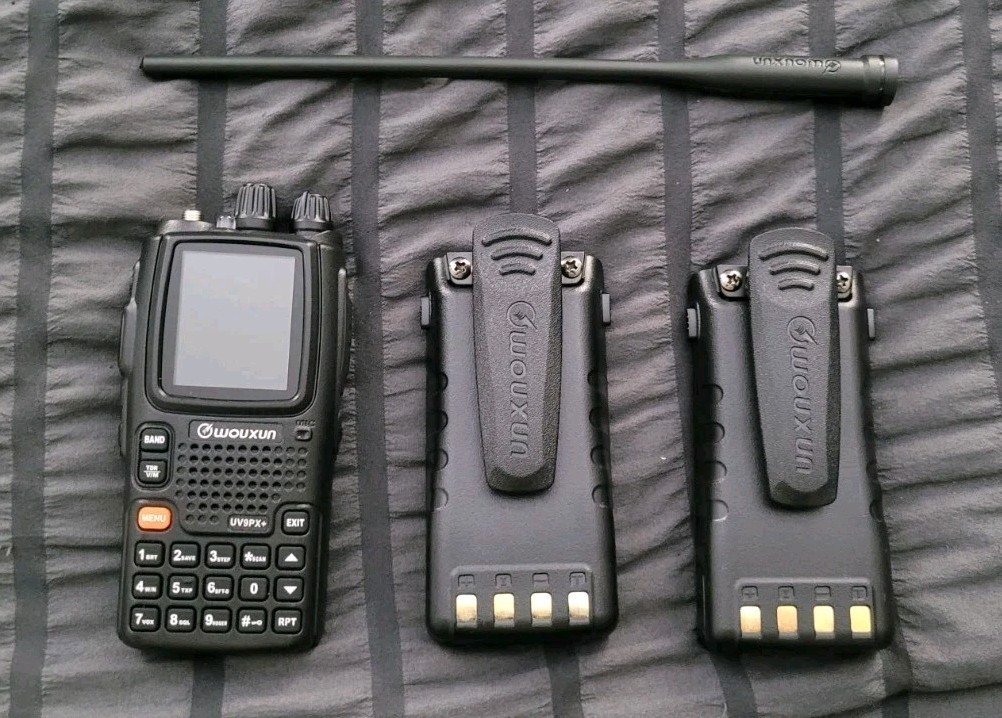 L@@K! WOUXUN KG-UV9PX+ HAM/GMRS SHTF RADIO BETTERSAFERADIO EXCELLENT CONDITION.