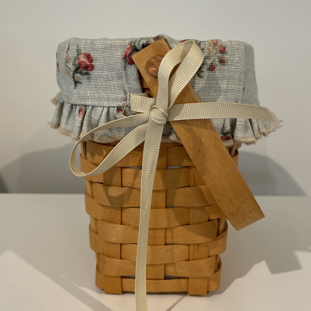 1998 Longaberger Dresden Tour Basket Liner & Protector Handled