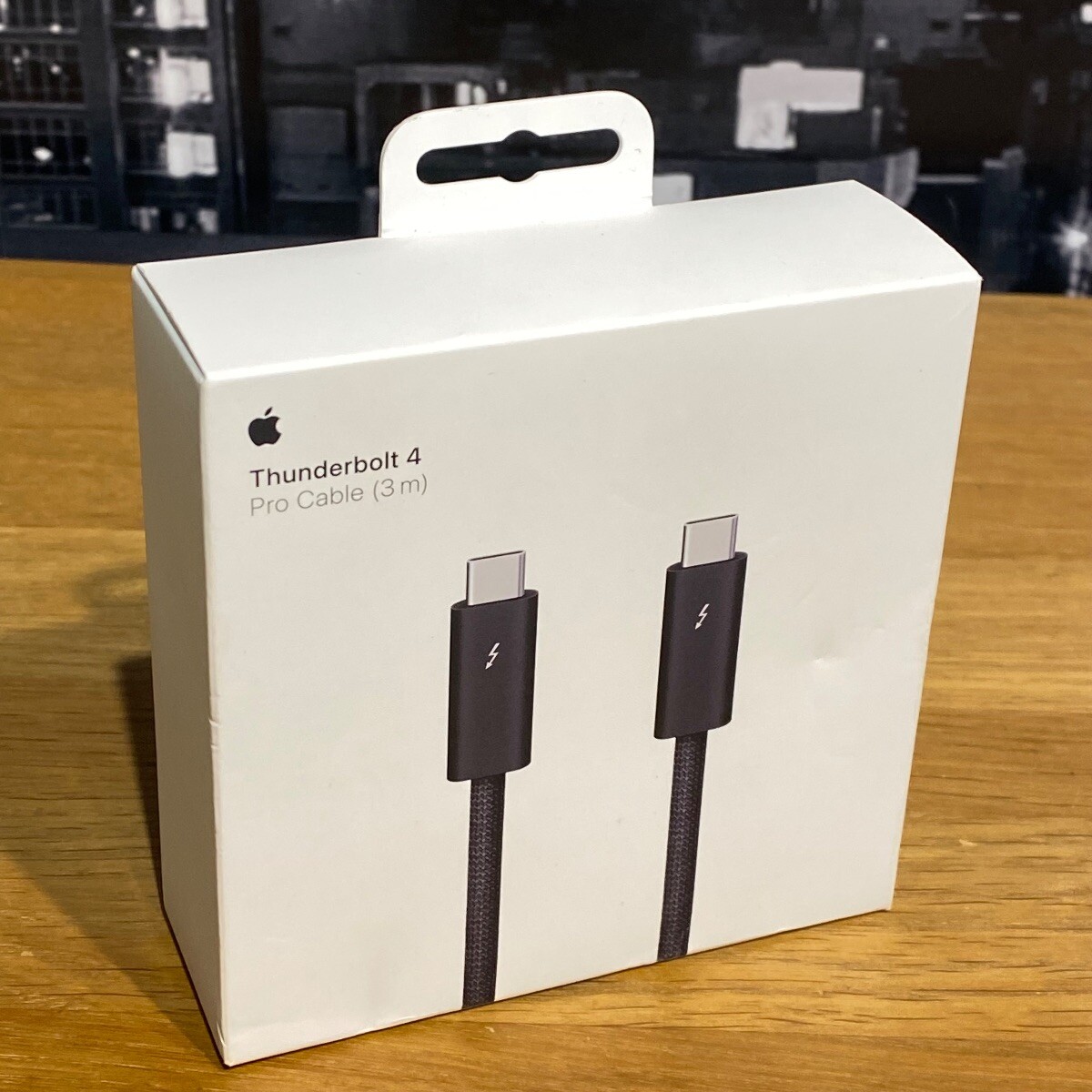 Apple Thunderbolt 4 Pro Cable 3m USB-C MacBook iPad iMac iPhone 100% Original