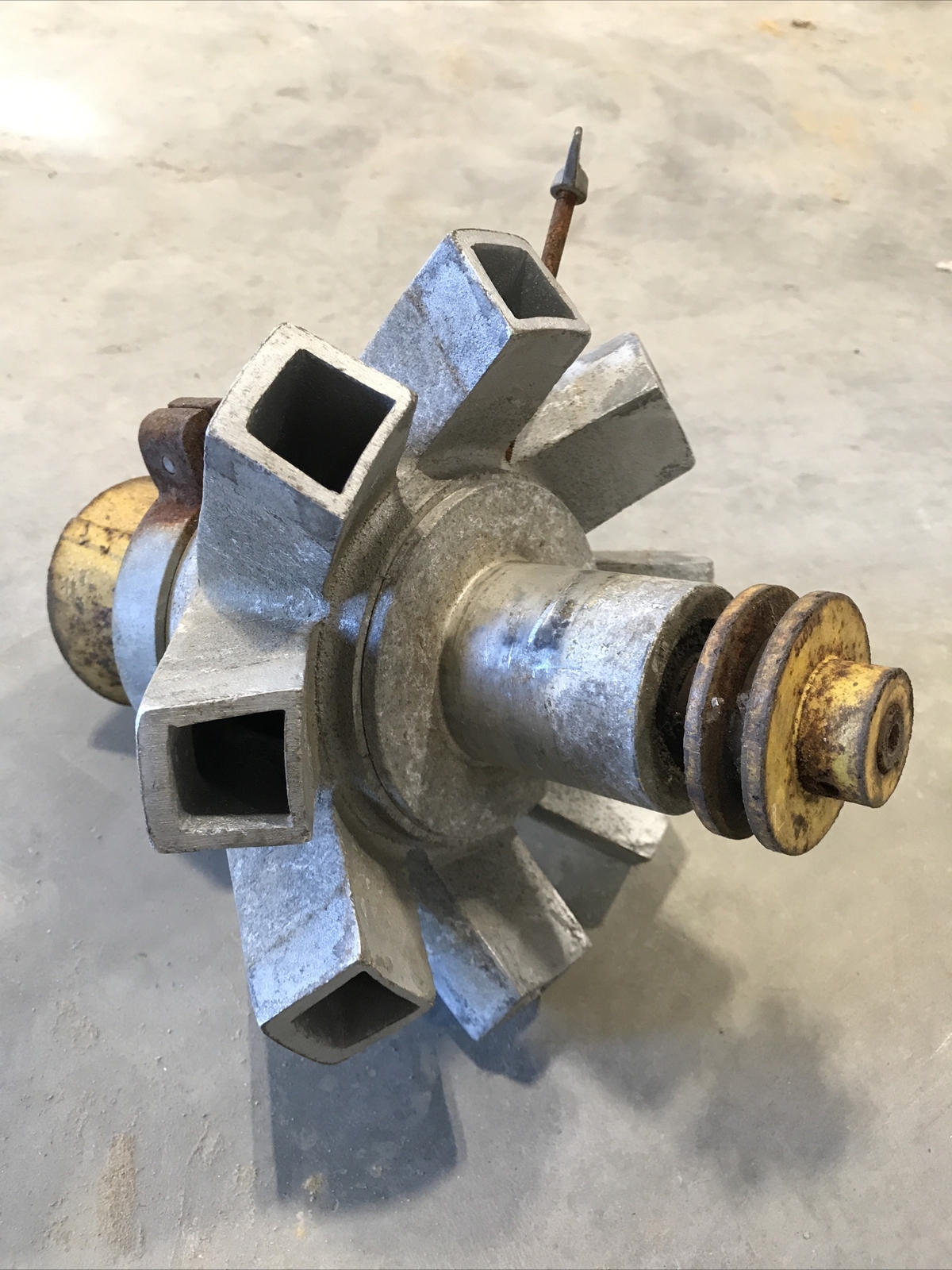 Vintage rare JE Love Oyjord seeder distribution funnel tube mechanism