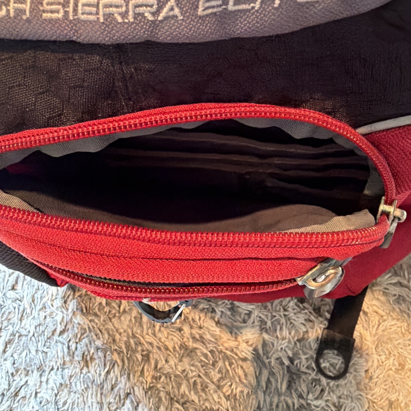 HIGH SIERRA Elite Hiking Backpack Airflow System Gray & Red