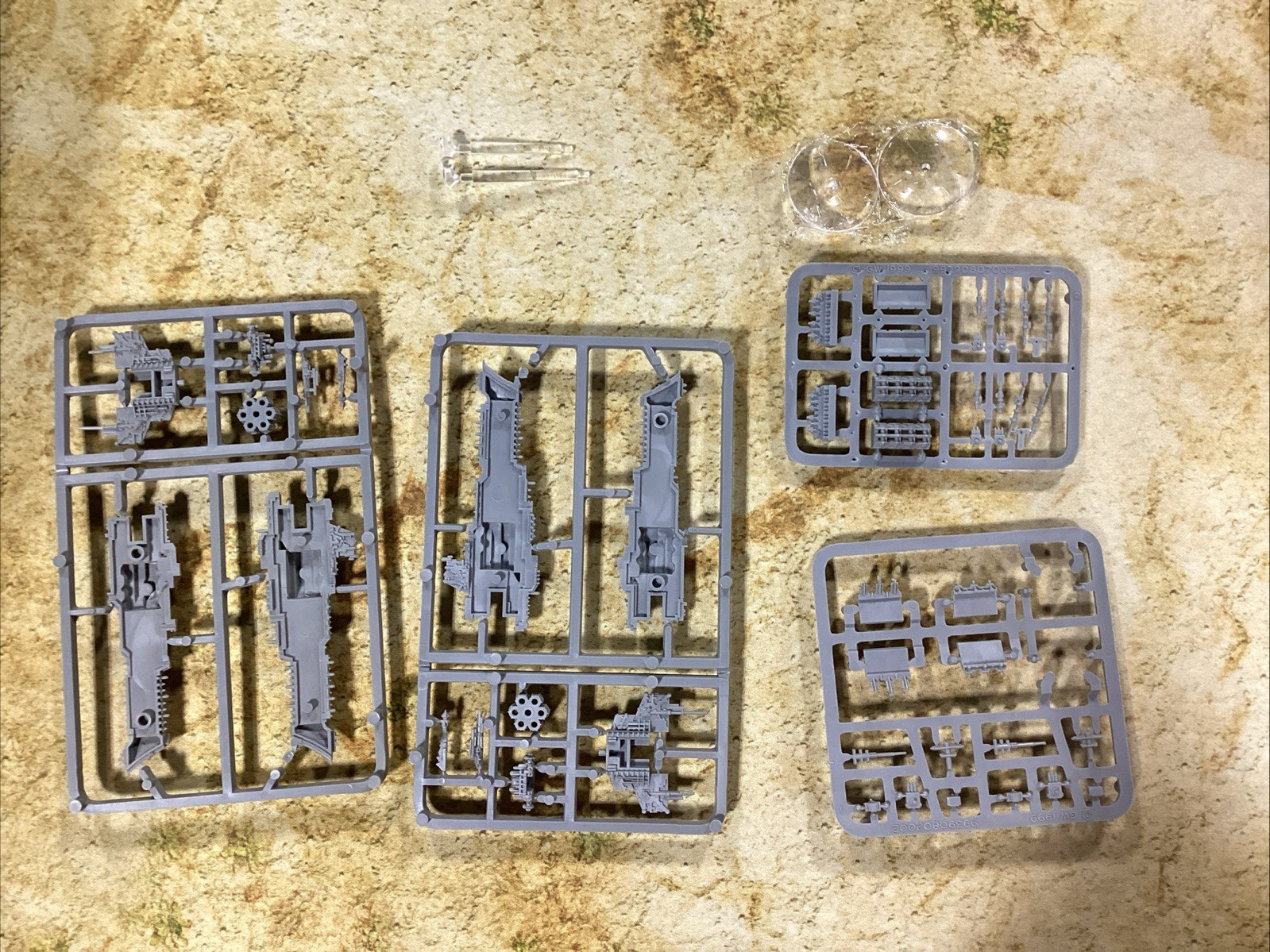 Warhammer 40k BATTLEFLEET GOTHIC IMPERIAL CRUISER x2 (NoS) (OOP) jm49265