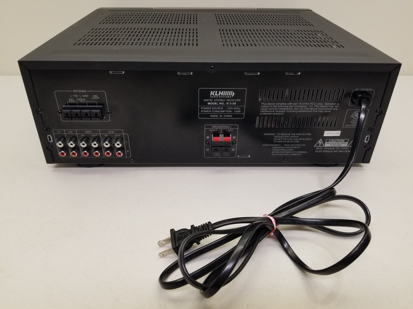 KLH Audio Model R3100 AM/FM Stereo Receiver w/Remote Bundle EXCELLENT!