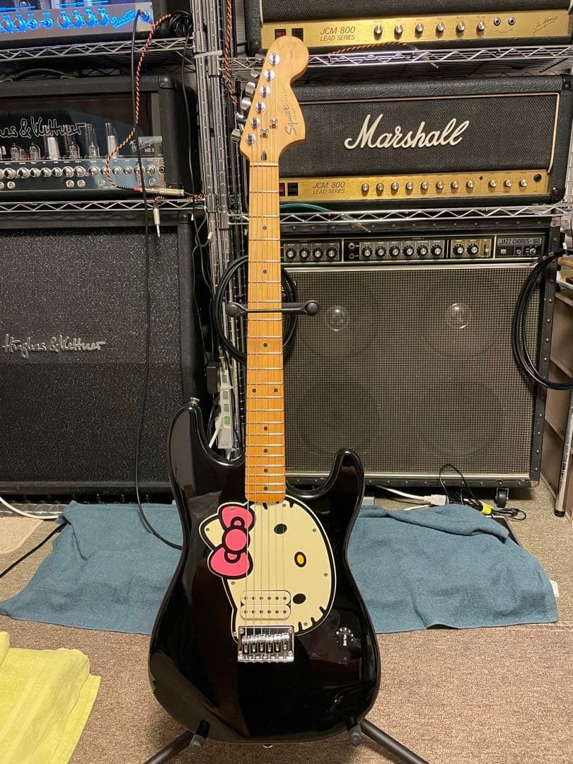 Squier Hello Kitty Stratocaster Early Model