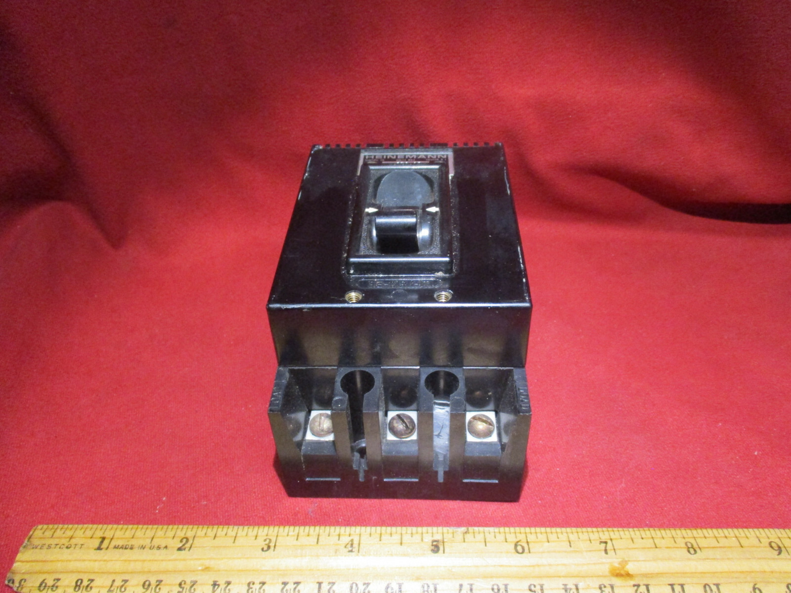 3363S Heinemann Circuit Breaker 250VAC 5 Amp 60Hz Solar Battery UPS Photovoltaic