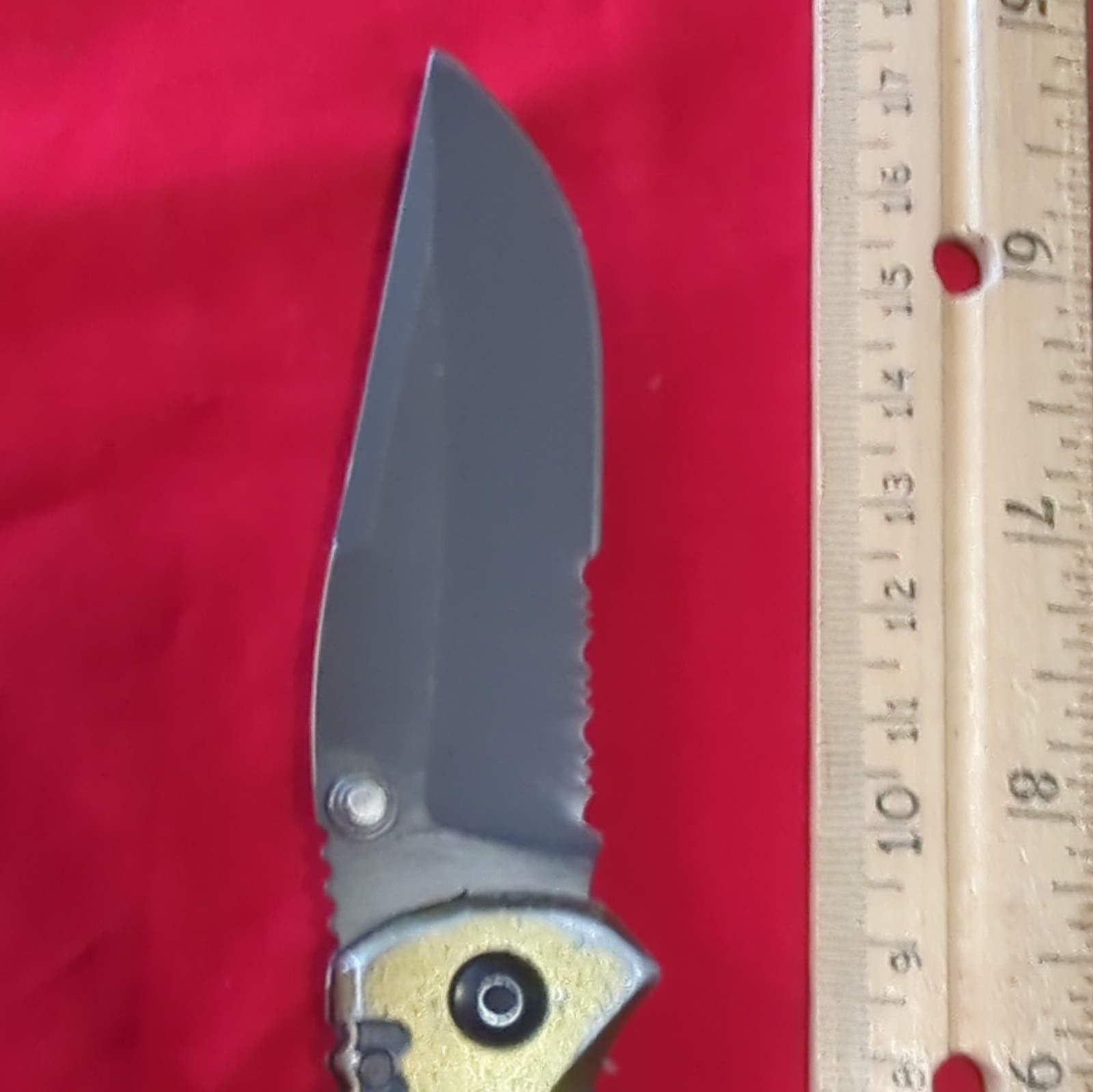 Buck 736 Free Shipping With 3 Or More Knives