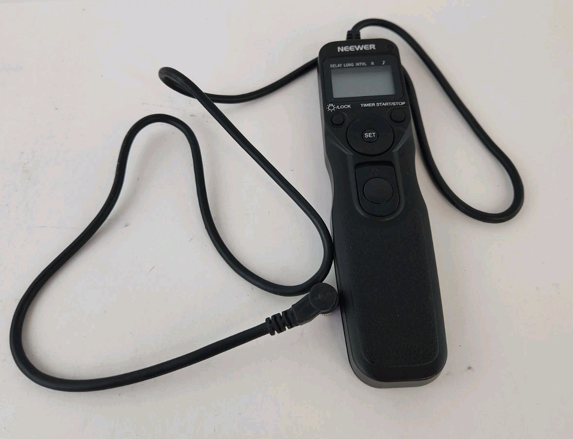 NEEWER Timer Shutter Wired Remote Control for DSLR Camera Time Lapse Untested.