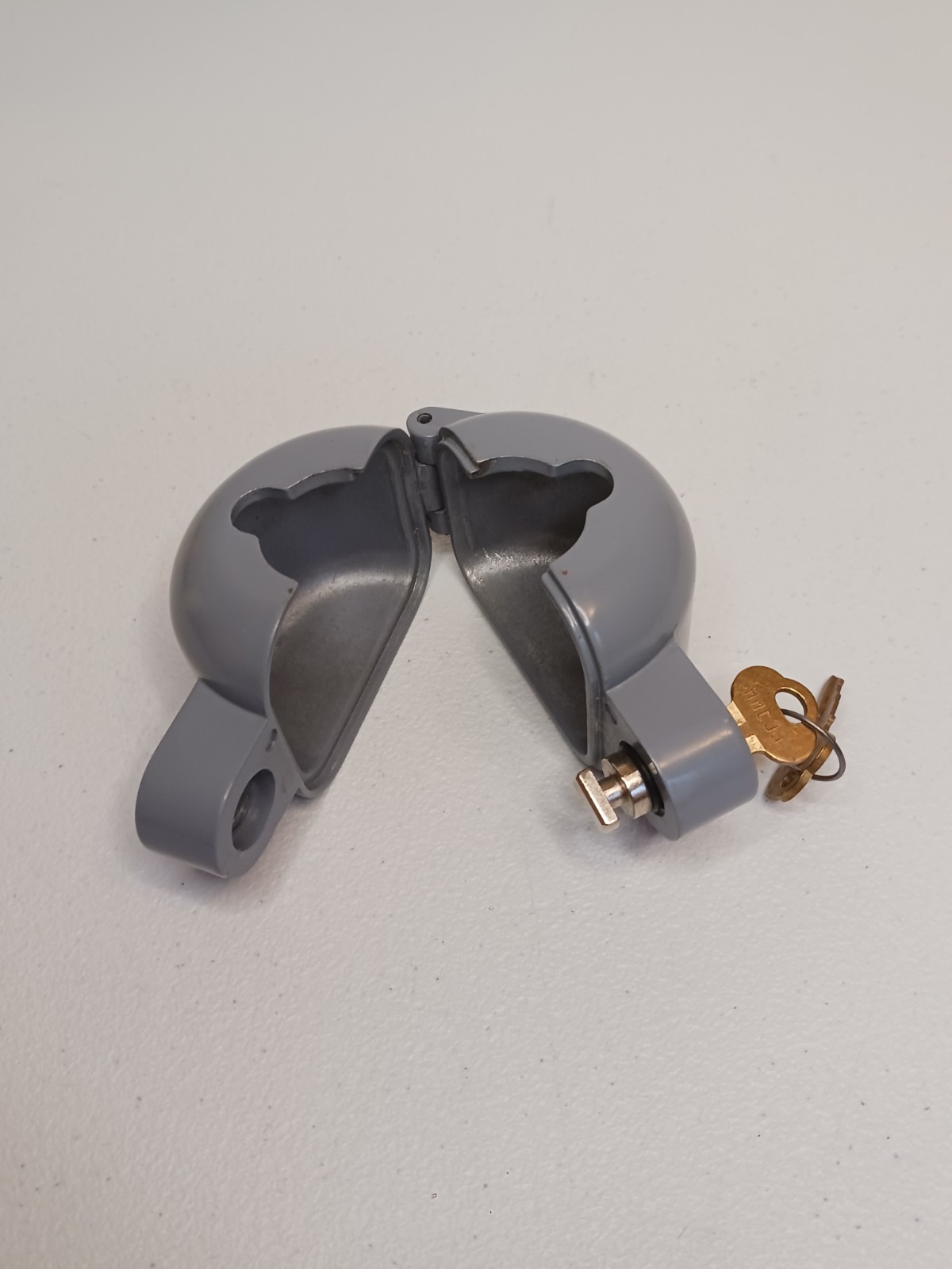 Major A100 KEE-BLOK Multi Purpose Lock with Keys - For Door Knobs