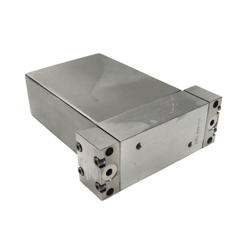 Celerity Unit UFC-8160 Mass Flow Controller C-Seal MFC Valve (Cl2/100cc)CardEdge