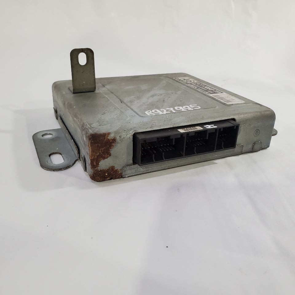 2016 Hino 155 OEM Transmission Control Module 89070-37251