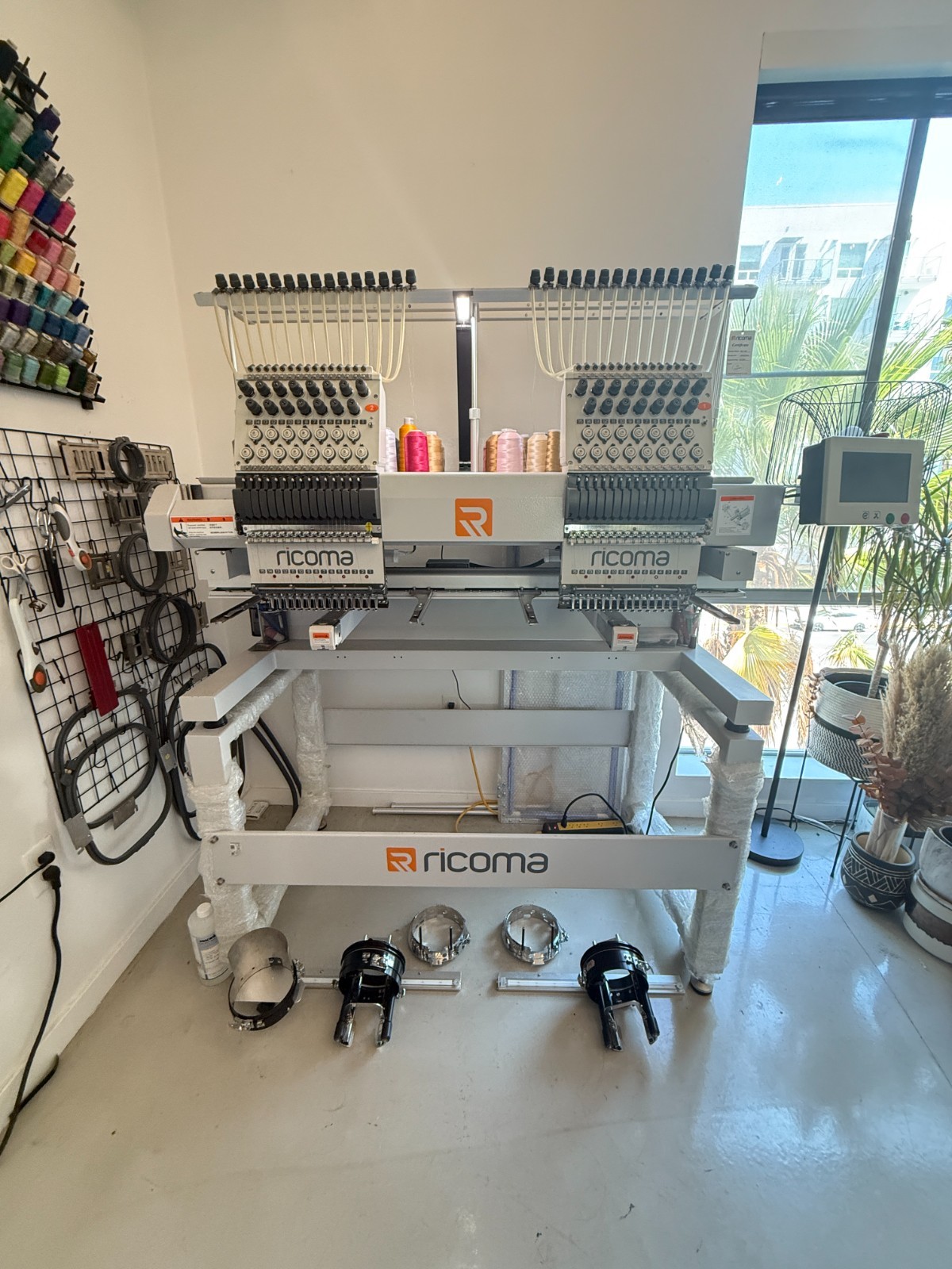 RICOMA MT-1502 Hat & Clothing Embroidery Machine 2 Heads 15 Needles Commercial