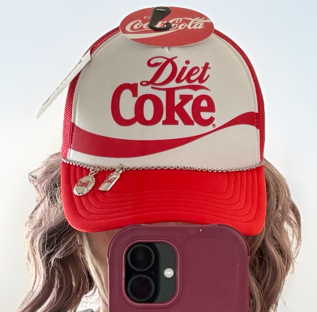 DIET COKE Red Mesh Trucker Hat Baseball Cap Logo Silver Bottle Cap Charms Snapbk